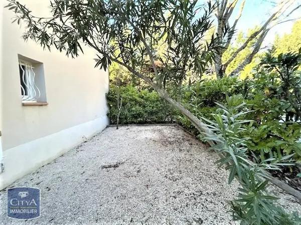 Appartement à louer 1 pièce 32.74m²