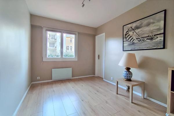 Splendide appartement 3 chambres remblai des Sables d'Olonne vue sur mer