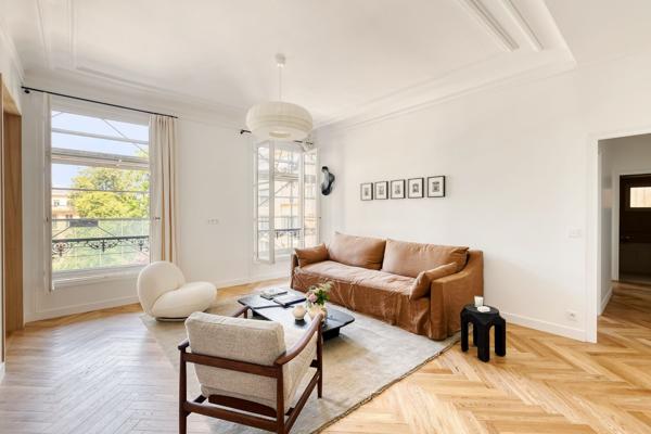 Vente Appartement de luxe Paris 7 4 Pièces 95.27 m²