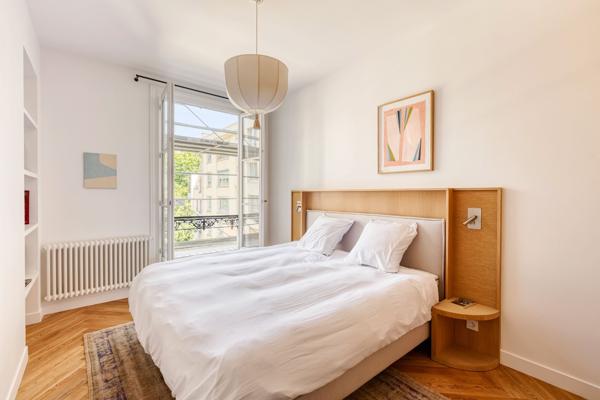 Vente Appartement de luxe Paris 7 4 Pièces 95.27 m²