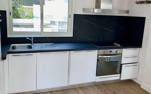 Appartement à vendre    2 pièces • 43 m2 Nice