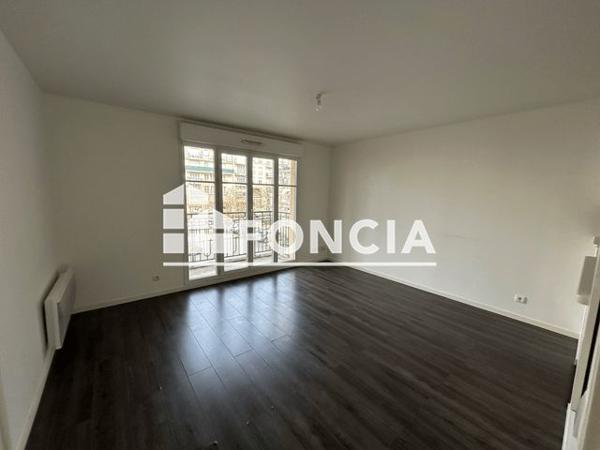 Location Appartement 2 pièces 39.95 m² - 6 PLACE DE LA LIBERATION Bussy Saint Georges 77600