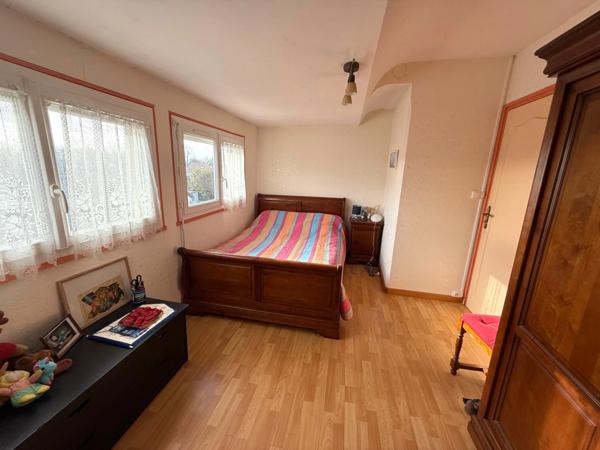 🏡 MAINTENON – Maison familiale 4 chambres + bureau – Sous-sol total – Grande dépendance