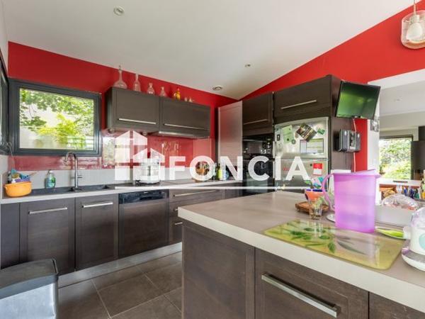 Maison 12 pièces à vendre