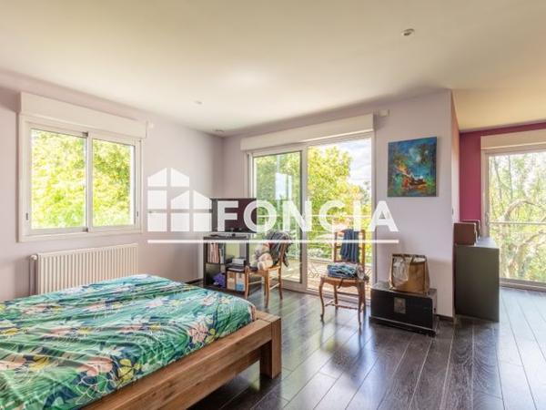 Maison 12 pièces à vendre