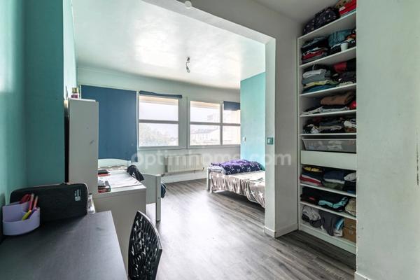 Appartement à vendre 4 pièces VILLEJUIF (94)