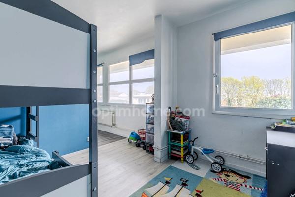 Appartement à vendre 4 pièces VILLEJUIF (94)