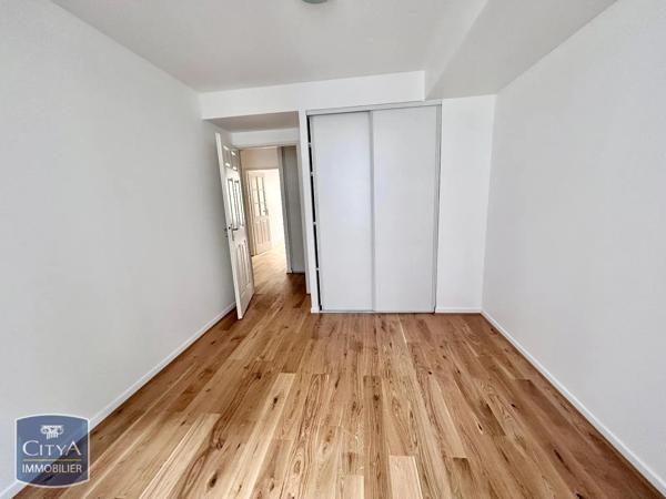 Appartement à louer 2 pièces 46m² Clamart (92140)