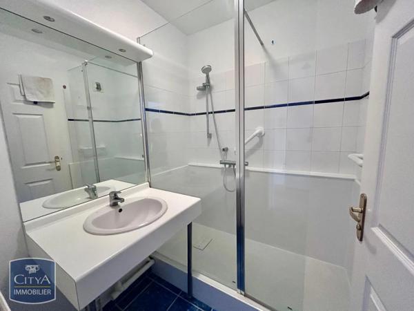 Appartement à louer 2 pièces 46m² Clamart (92140)