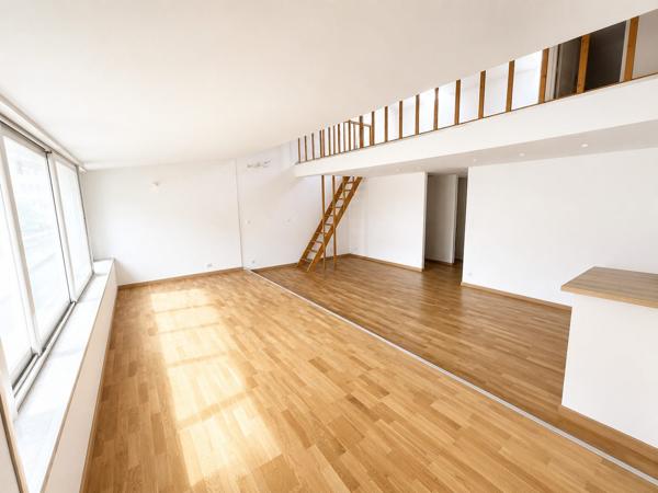 CO-EXCLUSIVITE - CAGNES-SUR-MER - 3 PIECES EN DERNIER ETAGE EN CENTRE VILLE