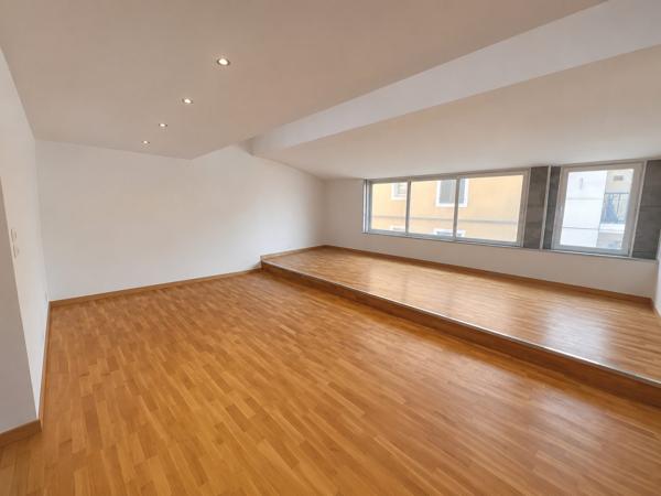 CO-EXCLUSIVITE - CAGNES-SUR-MER - 3 PIECES EN DERNIER ETAGE EN CENTRE VILLE