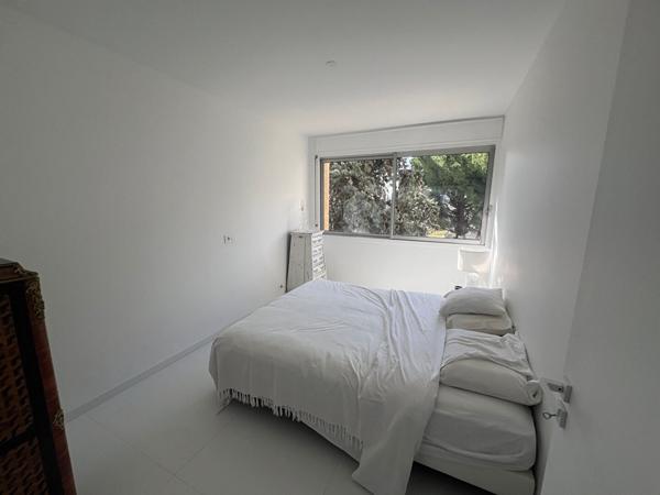 A vendre superbe T4/5 résidence parc Mozart exposé plein sud en deuxième étage