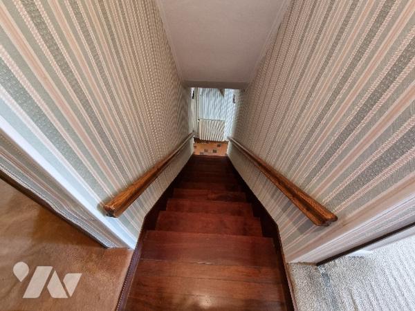 Ancien corps de ferme au bourg d' HERMANVILLE/MER à 2Kms de la plage.