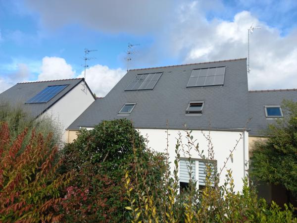 Maison individuelle dans un lotissement.