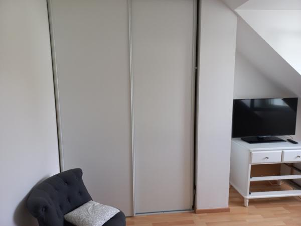 Maison individuelle dans un lotissement.