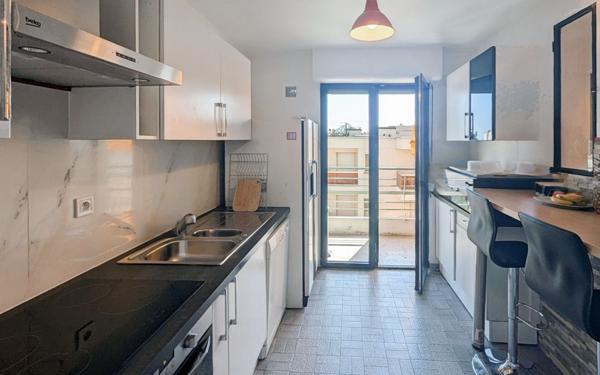 Appartement à vendre    3 pièces • 82 m2 Cannes