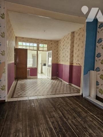 MAISON DE VILLE - LE CATEAU