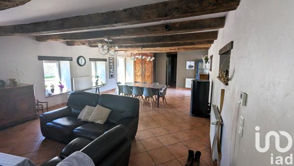 Maison à vendre 8 pièces 220 m² Saint-Aubin-d'Aubigné