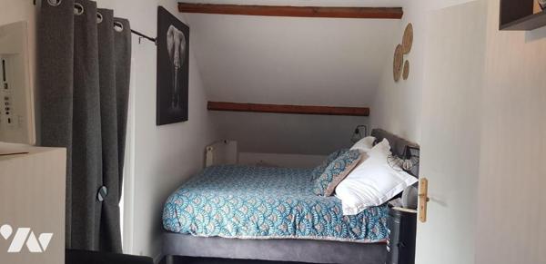 A VENDRE - A SELLES SUR CHER  - A proximité des commerces et des écoles, cette maison est idéal...