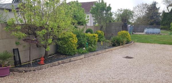 A VENDRE - A SELLES SUR CHER  - A proximité des commerces et des écoles, cette maison est idéal...