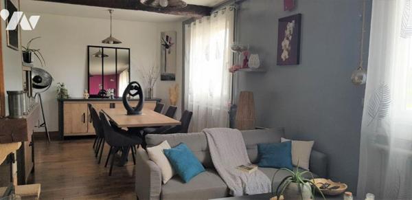 A VENDRE - A SELLES SUR CHER  - A proximité des commerces et des écoles, cette maison est idéal...