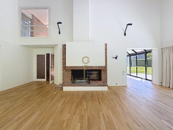 EXCEPTIONNELLE VILLA EN LOCATION