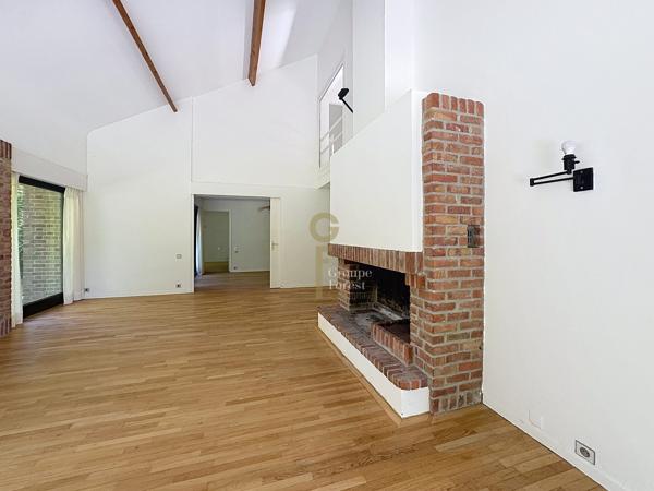 EXCEPTIONNELLE VILLA EN LOCATION