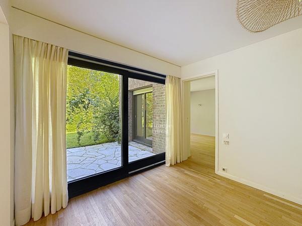 EXCEPTIONNELLE VILLA EN LOCATION