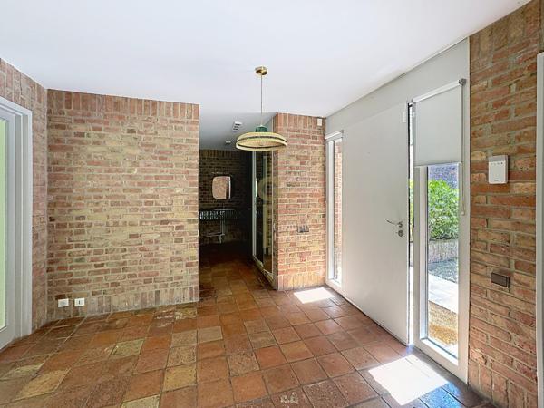 EXCEPTIONNELLE VILLA EN LOCATION