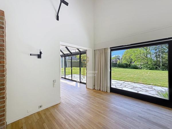 EXCEPTIONNELLE VILLA EN LOCATION