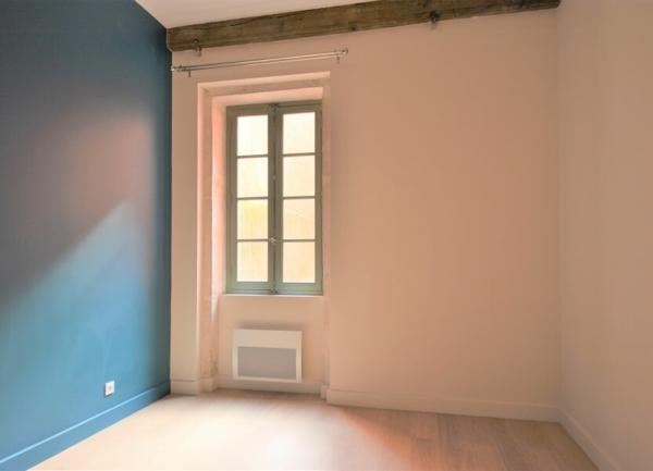 Appartement à louer    3 pièces • 73,96 m2 Mâcon