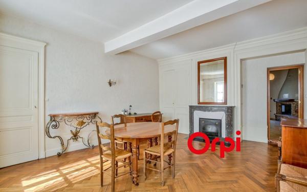 Maison à vendre    6 pièces • 194 m2 Oullins