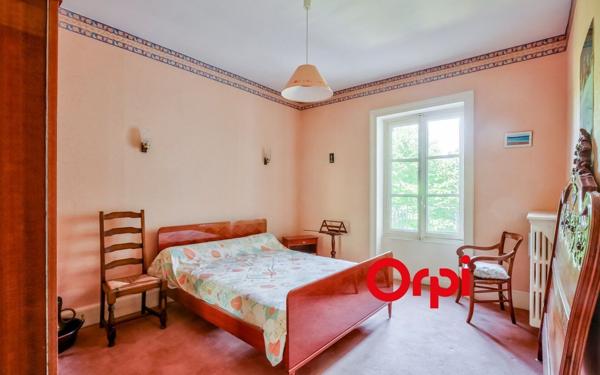 Maison à vendre    6 pièces • 194 m2 Oullins