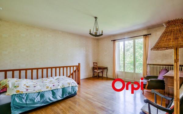 Maison à vendre    6 pièces • 194 m2 Oullins