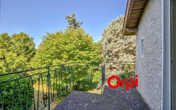 Maison à vendre    6 pièces • 194 m2 Oullins