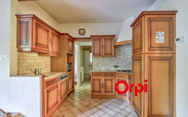 Maison à vendre    6 pièces • 194 m2 Oullins