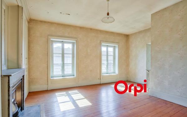 Maison à vendre    6 pièces • 194 m2 Oullins