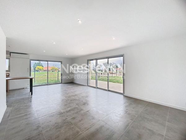 A vendre Maison neuve de plain pied de 110M2 à SARAMON, sur terrain clos avec portail électrique lot 14