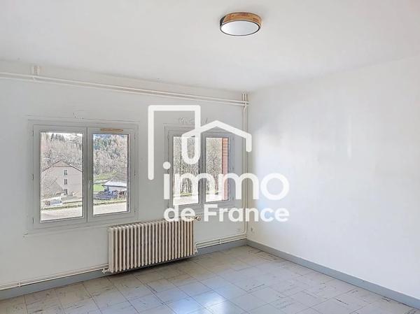 Appartement à louer à Septmoncel les Molunes (39310)