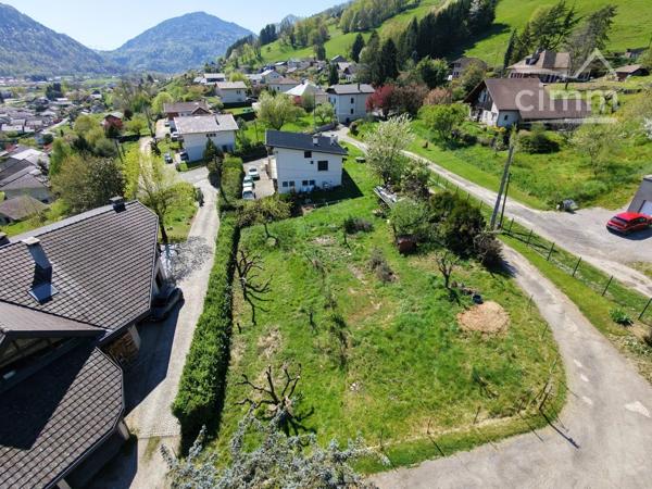 A VENDRE TERRAIN A BATIR VALGELON LA ROCHETTE 73110.