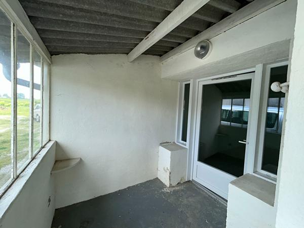 Maison 1 chambre de plain pied - Brie Sous Archiac