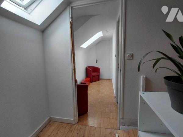 Maison 4 pièces à vendre - Evellys (Moustoir-Remungol 56500)

Située au coeur de la campagne ...