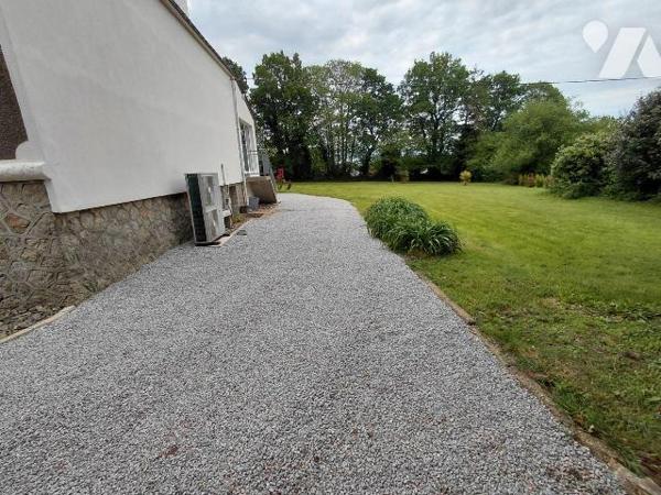 Maison 4 pièces à vendre - Evellys (Moustoir-Remungol 56500)

Située au coeur de la campagne ...