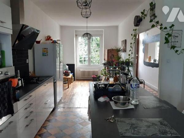 Maison 4 pièces à vendre - Evellys (Moustoir-Remungol 56500)

Située au coeur de la campagne ...