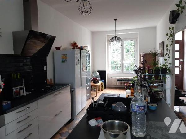 Maison 4 pièces à vendre - Evellys (Moustoir-Remungol 56500)

Située au coeur de la campagne ...