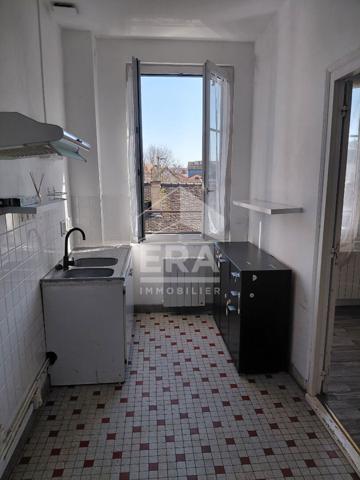 Appartement 3 pièces à louer à Montereau Fault Yonne - Dernier étage, calme et lumineux