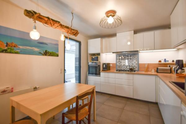 Maison 123m²/ 750m²/ 3 chambres/ calme 493 000 € H.A.I.*