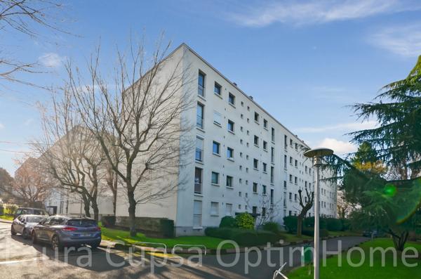 SCEAUX - 8 MIN RER - 3/4 P - 65,67 M² - BALCON - DERNIER ETAGE - CAVE - PARKING LIBRE DANS RESIDENCE FERMEE