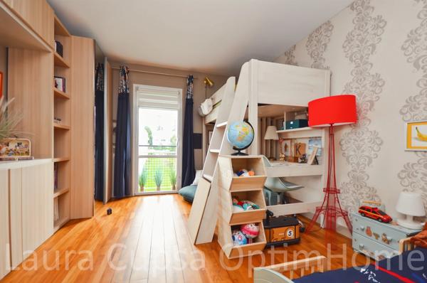 SCEAUX - 8 MIN RER - 3/4 P - 65,67 M² - BALCON - DERNIER ETAGE - CAVE - PARKING LIBRE DANS RESIDENCE FERMEE