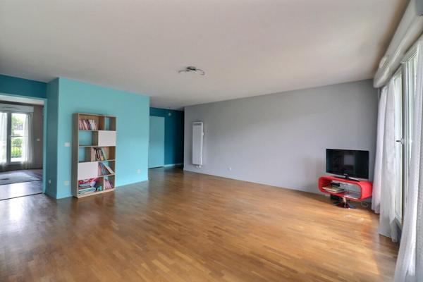 F4 Centre ville Neuilly Plaisance avec Jardin et Terrasse